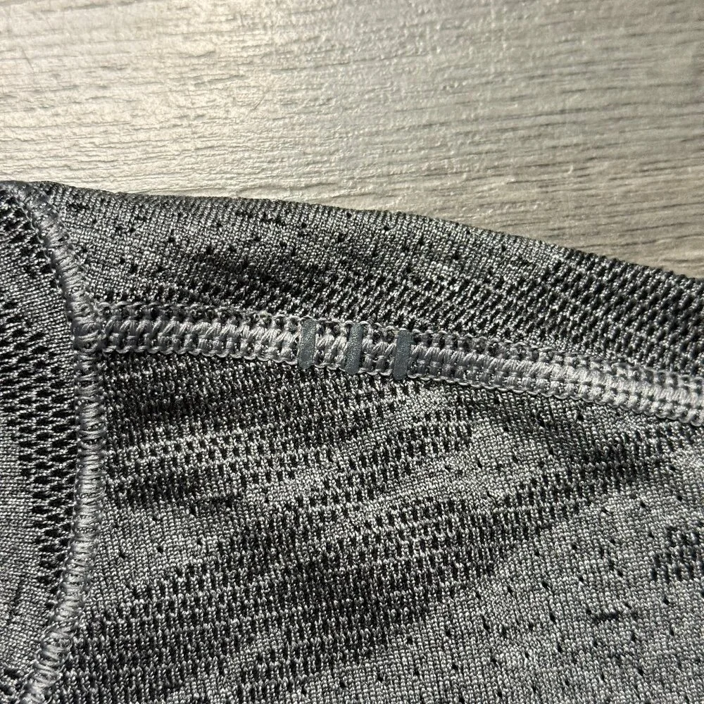 Lululemon Men's Metal Vent Breathe Long Sleeve - Grey - Picture 4 of 8